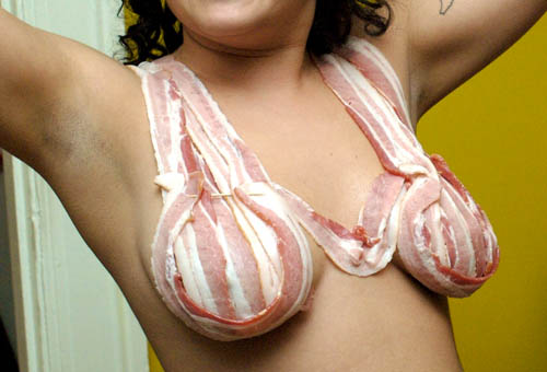 bacon-bra-01-743862